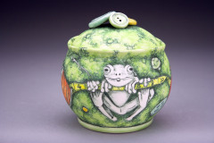 1_frog-jar