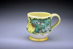 side-bee-cup